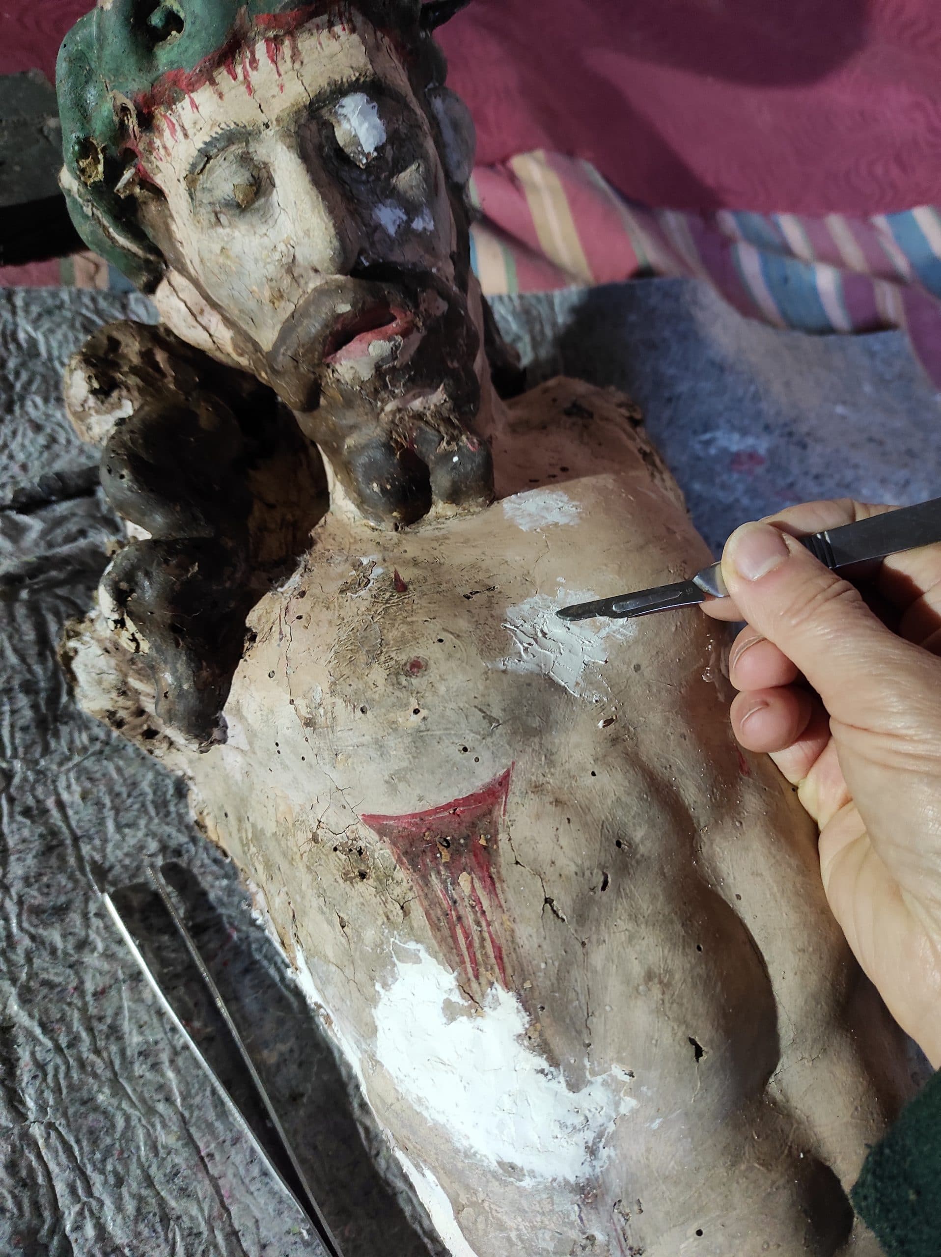 restauración de escultura